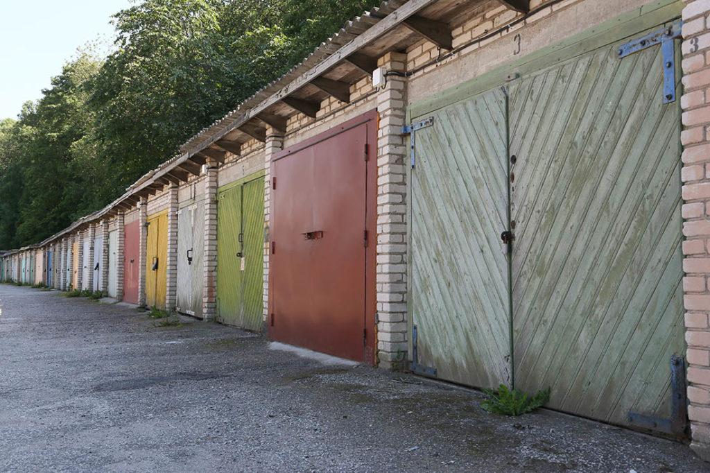 2022.03-TNT-GARAGE-DOORS-INC-BLOGMR8